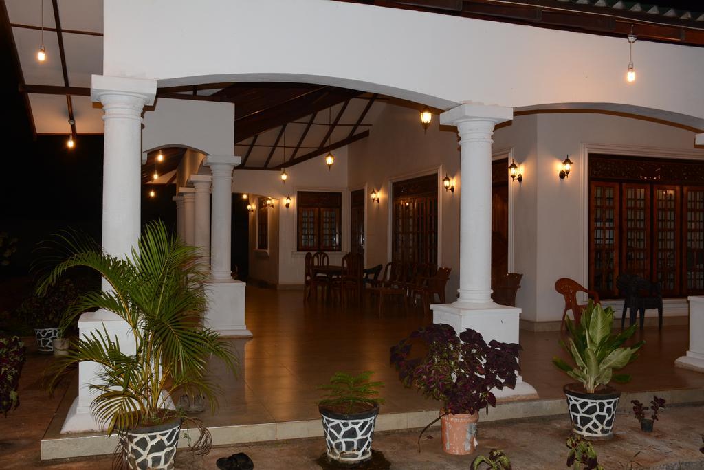 First House Mihintale Hotel Exterior photo